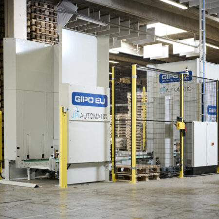OPTIMUM 300 – Automatisches Einführen und Vereinzeln von Paletten